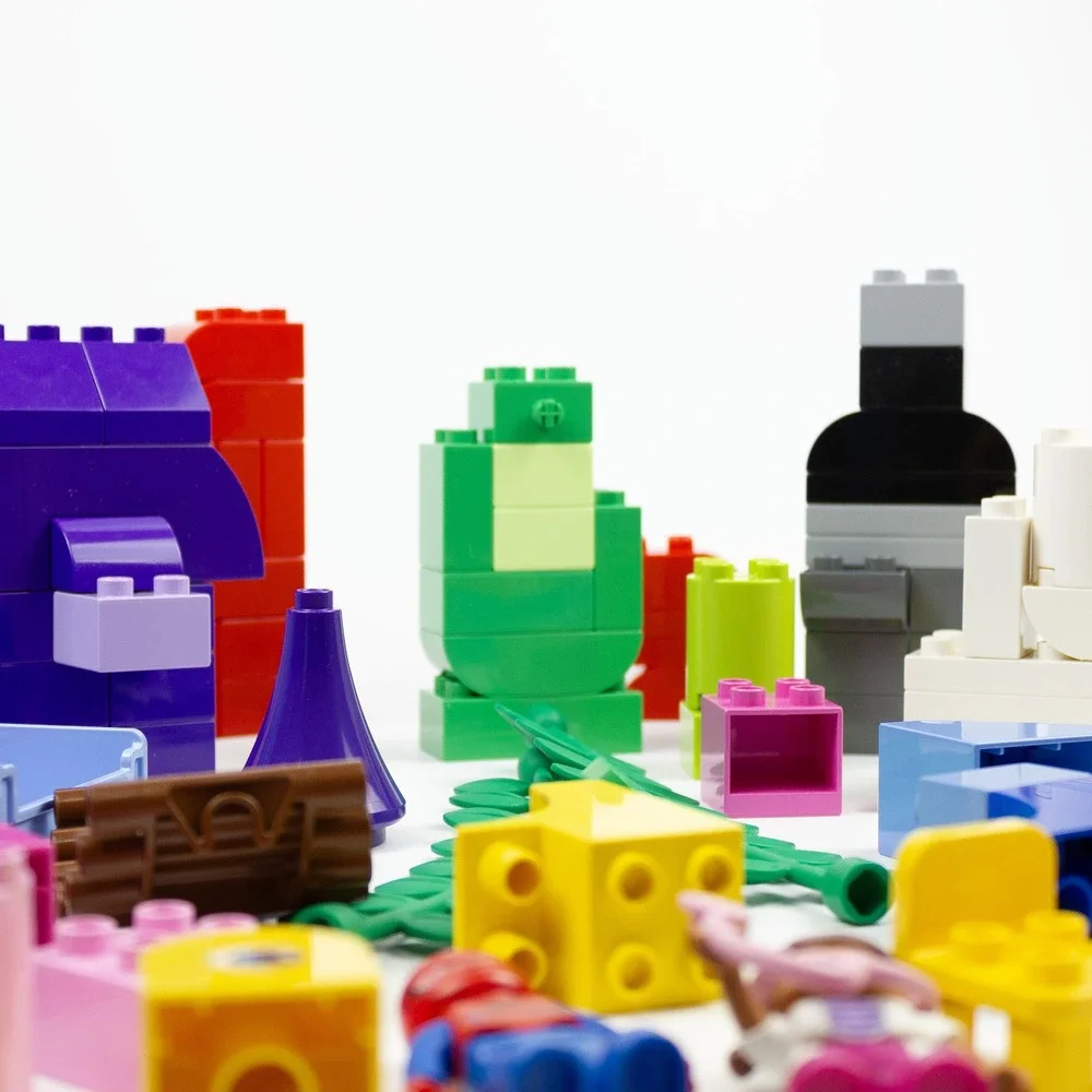 Lego Duplo Bulk Lot of 130+ pcs. Red Orange Yellow Green Blue Purple Pink + READ